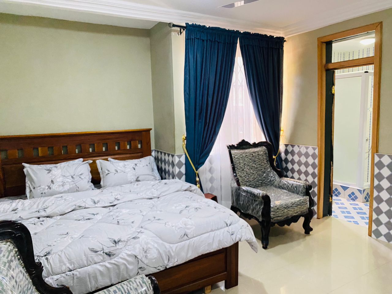 Three (3) Bedroom Fully Furnished House For Rent at Kwabenya