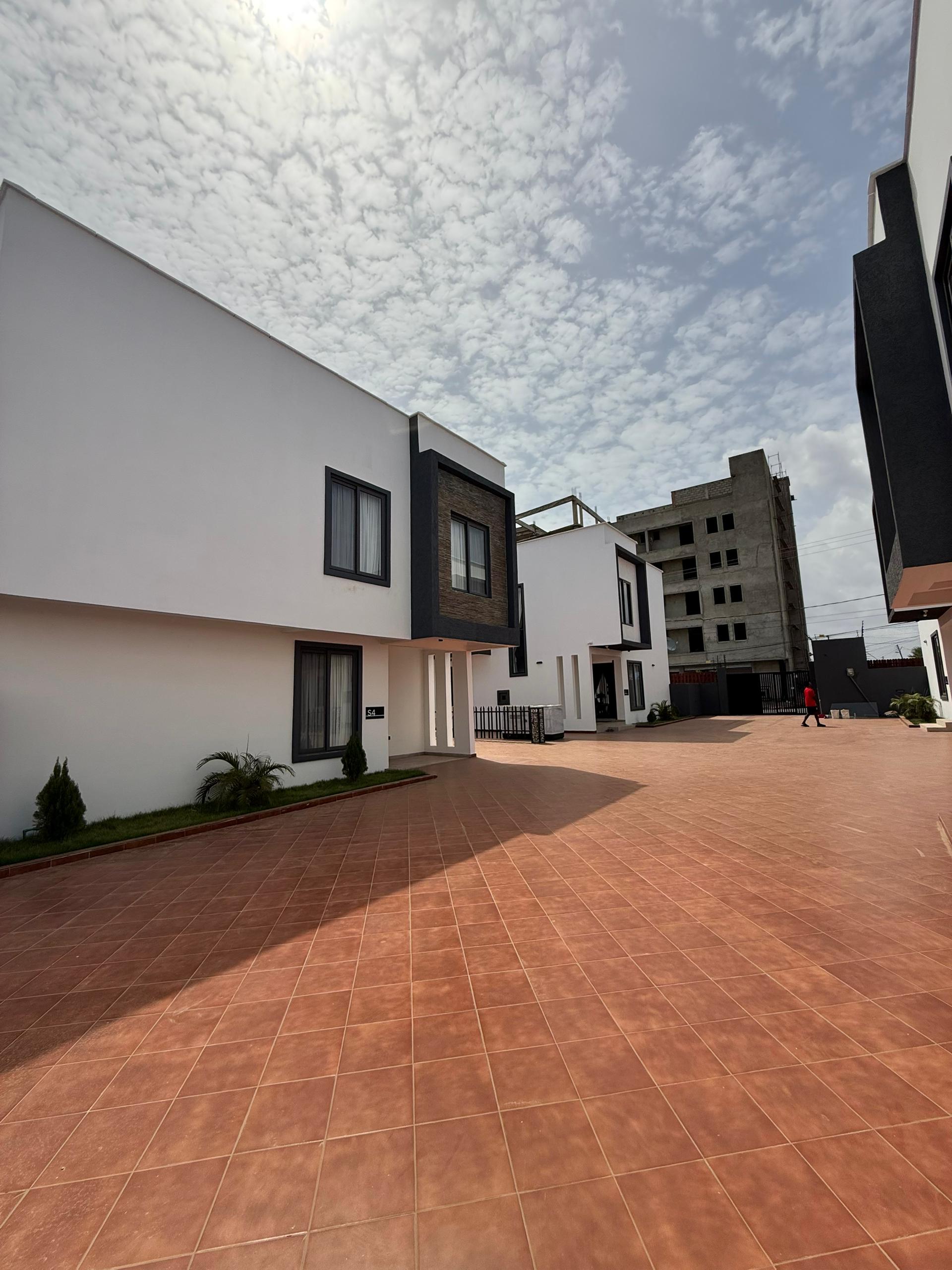 Three (3) Bedroom Fully Furnished Townhouse with Boys' Quarters For Rent at East Legon Adjiringanor 