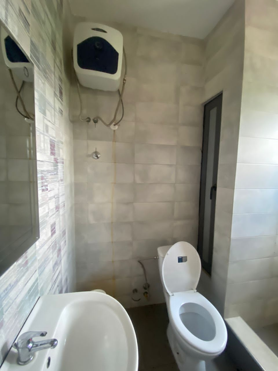 Three (3) Bedroom Furnished Apartments For Rent at Odeneho-Kwadaso