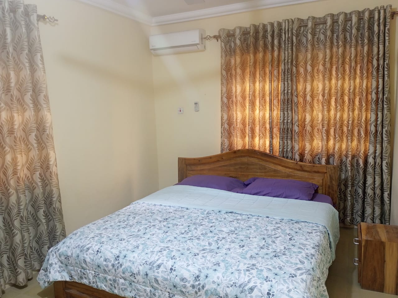 Three (3) Bedroom Furnished Semi-detached House For Rent at Ashongman Estate 