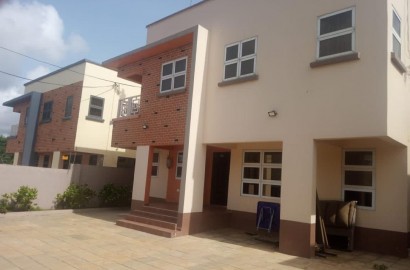 Three (3) Bedroom House For Rent at Abokobi