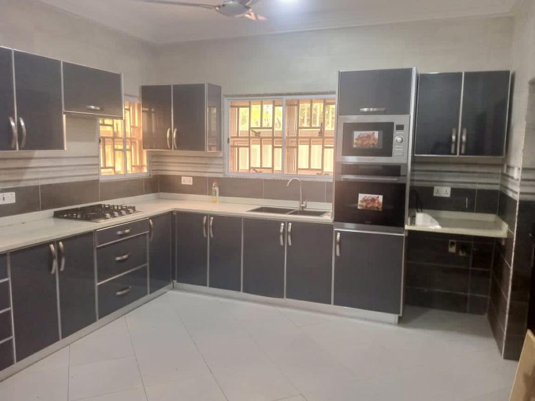 Three (3) Bedroom House For Rent at Abokobi