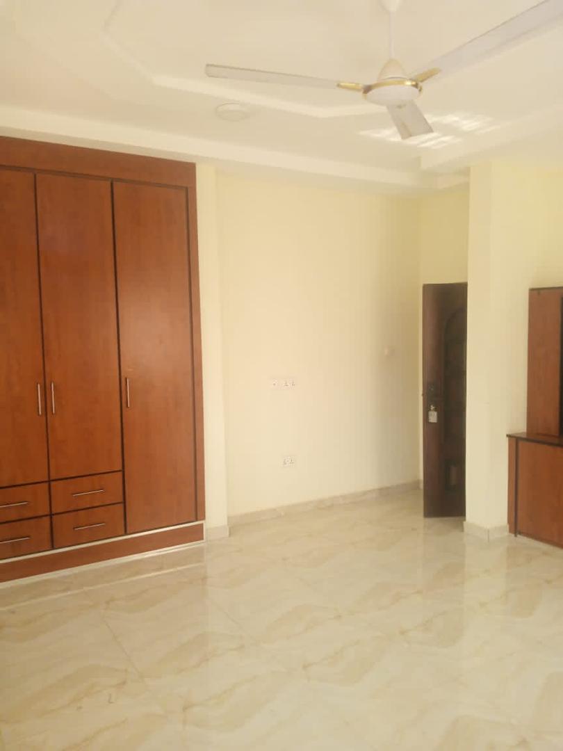 Three (3) Bedroom House For Rent at Abokobi