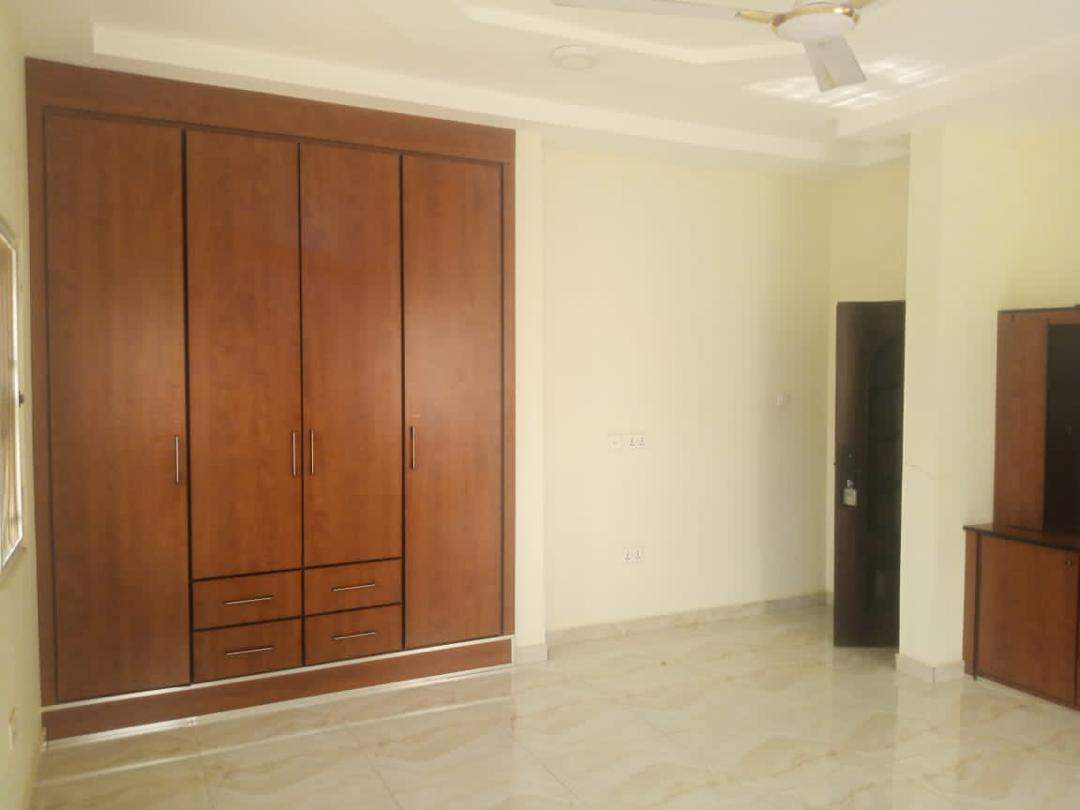 Three (3) Bedroom House For Rent at Abokobi