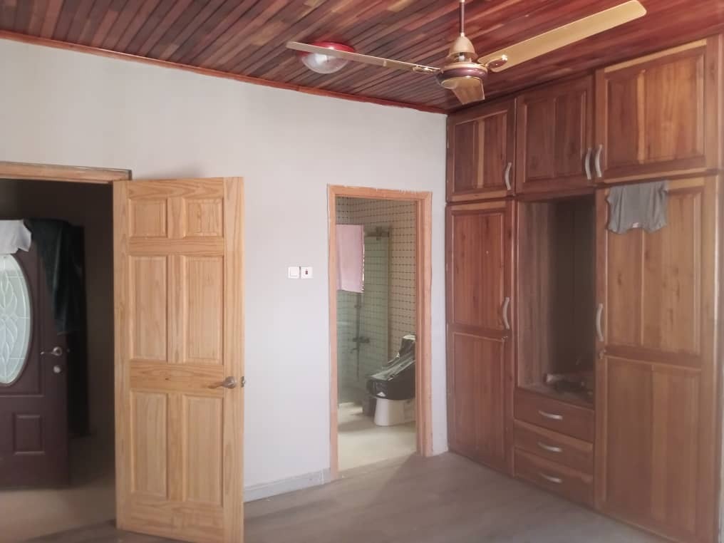 Four (4) Bedroom House For Rent at Amasaman Satellite