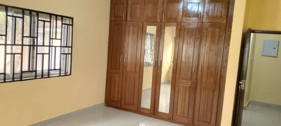 Three (3) Bedroom House For Rent at Amasaman