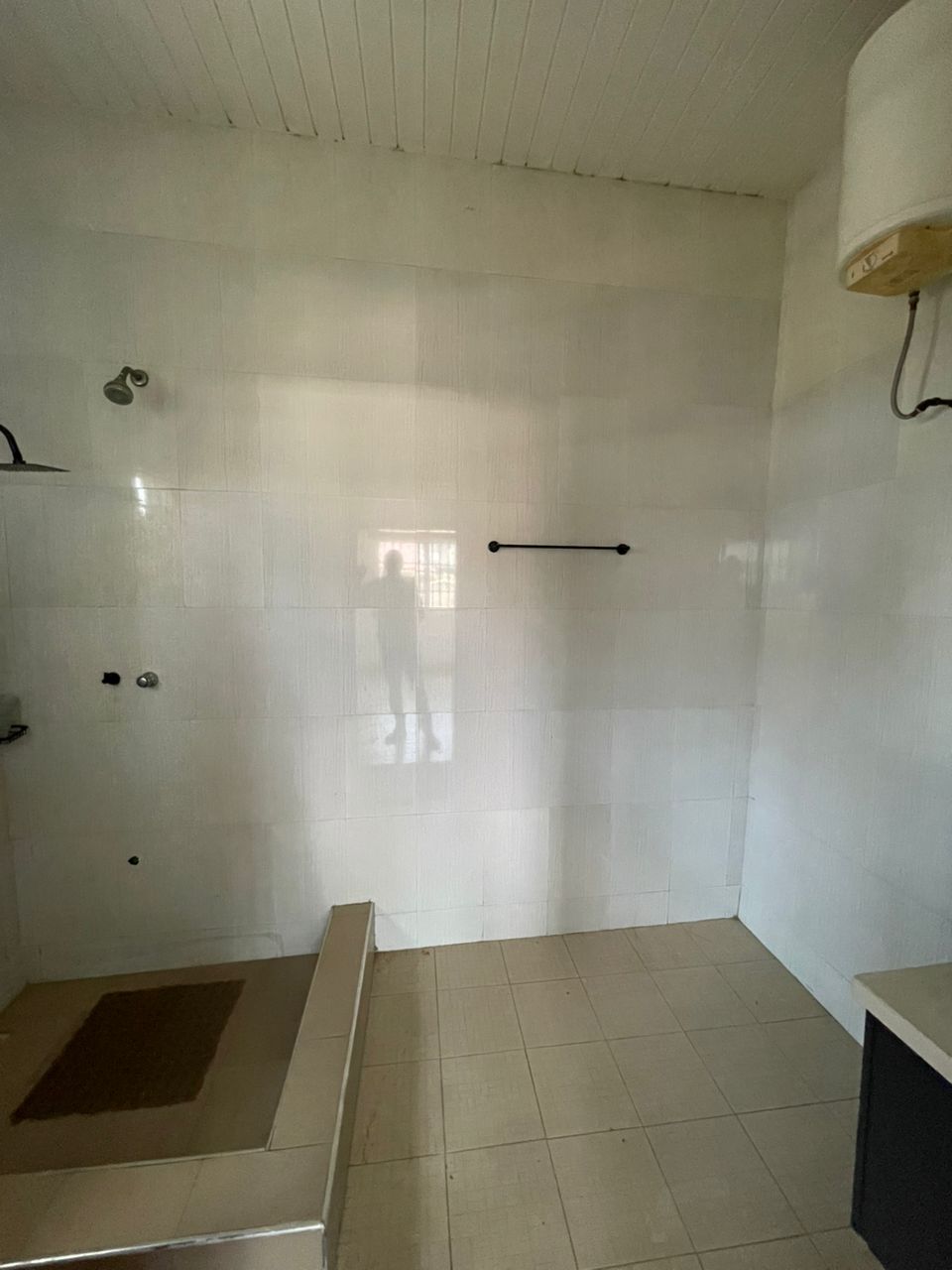 Three (3) Bedroom House For Rent at Ashaley Botwe Nanakrom