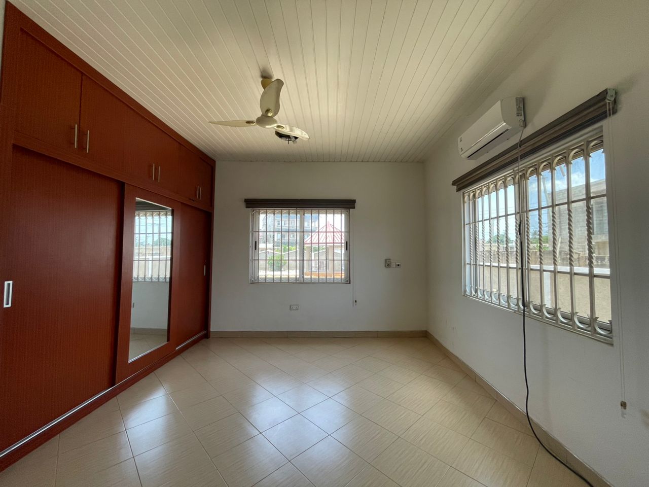 Three (3) Bedroom House For Rent at Ashaley Botwe Nanakrom