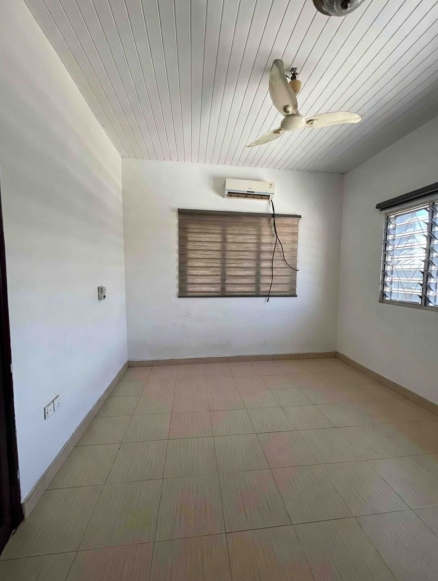 Three (3) Bedroom House For Rent at Ashaley Botwe Nanakrom
