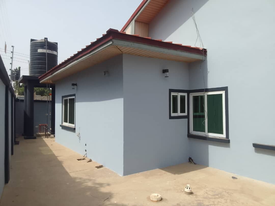 Three (3) Bedroom House For Rent at East Legon Ogbojo