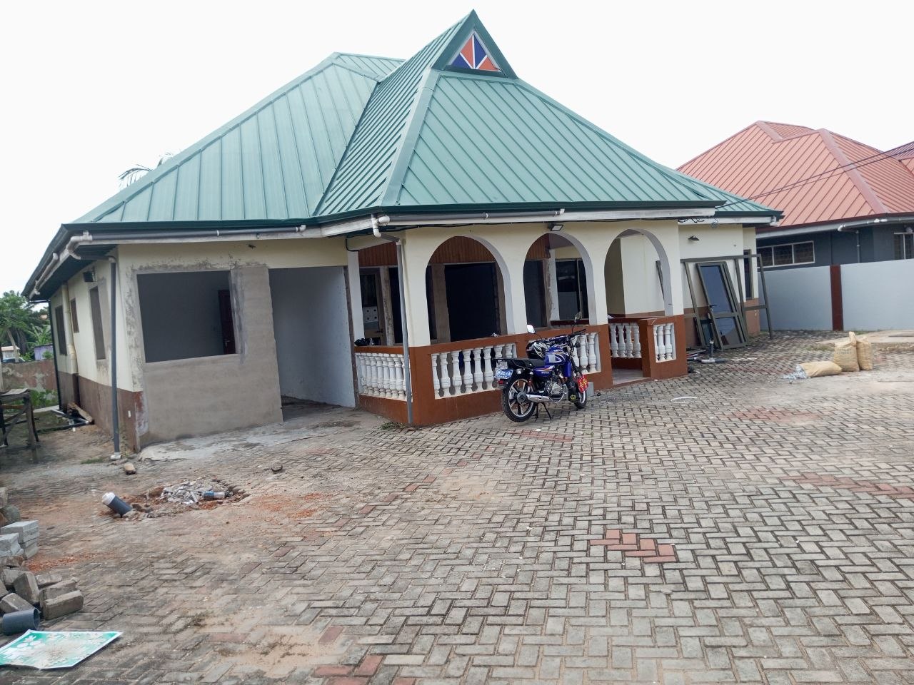 Three (3) Bedroom House For Rent at Haatso