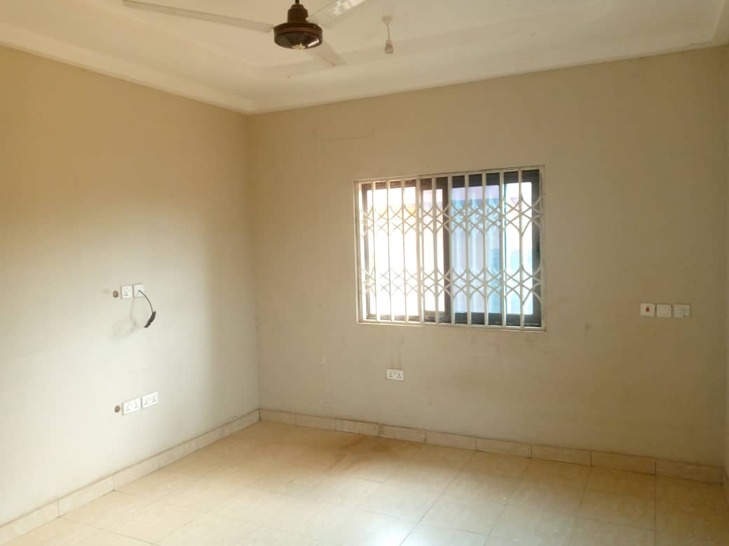 Three (3) Bedroom House for Rent at Kwabenya