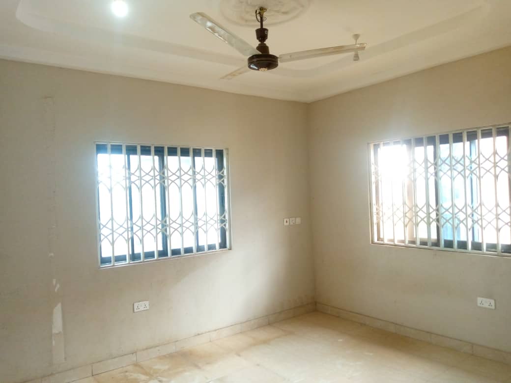 Three (3) Bedroom House for Rent at Kwabenya