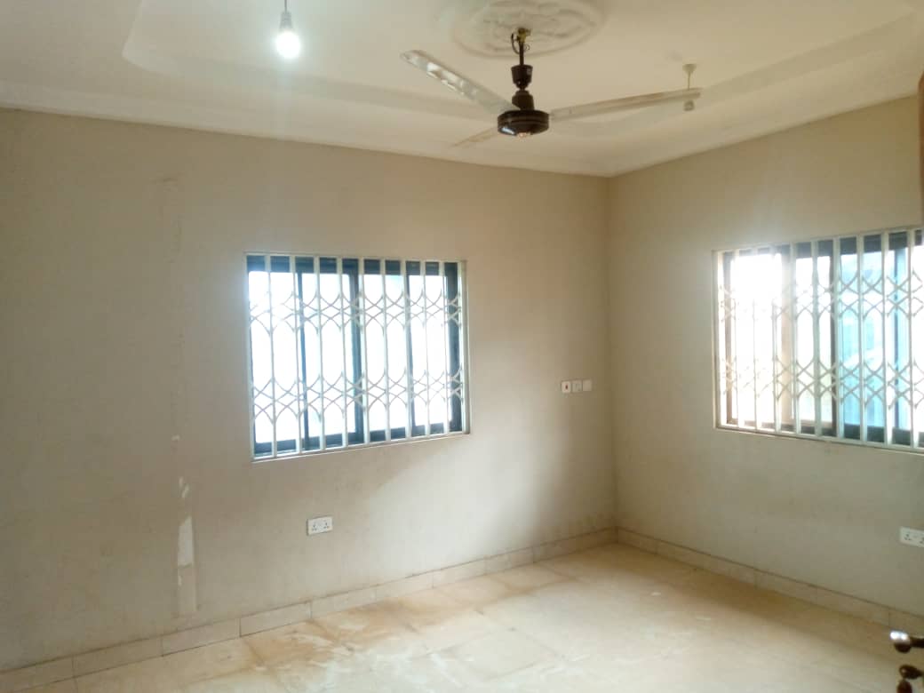 Three (3) Bedroom House for Rent at Kwabenya