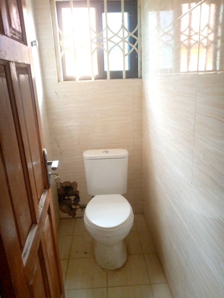 Three (3) Bedroom House for Rent at Kwabenya