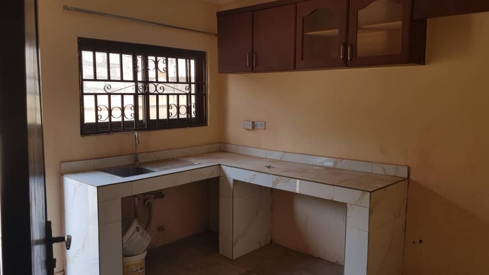 Three (3) Bedroom House For Rent at Lakeside