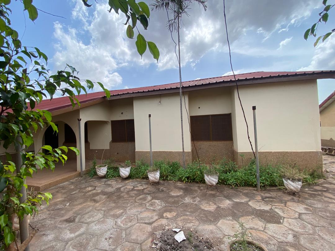 Three (3) Bedroom House For Rent at Spintex