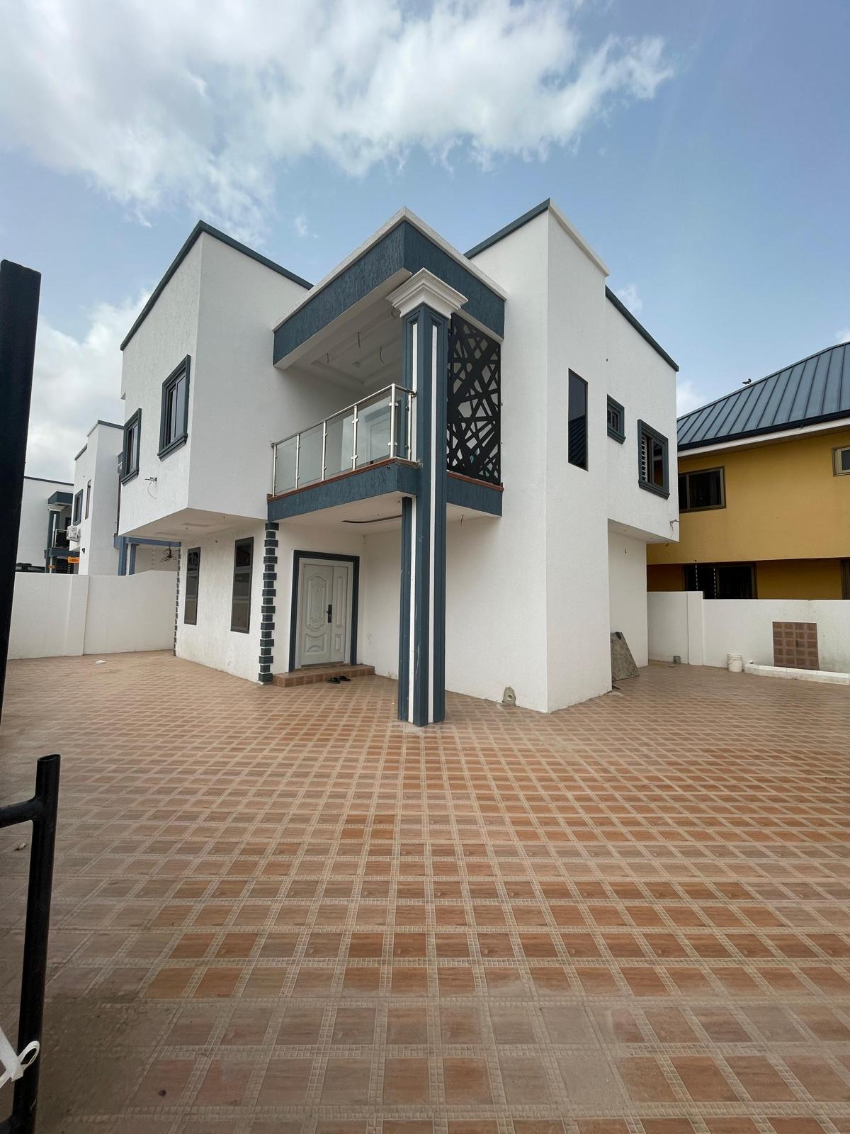 Three (3) Bedroom House For Rent at Spintex