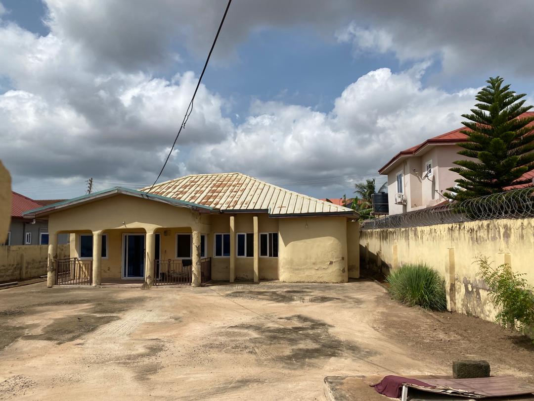 Three (3) Bedroom House For Rent at Spintex