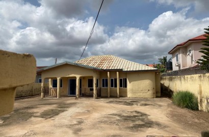 Three (3) Bedroom House For Rent at Spintex