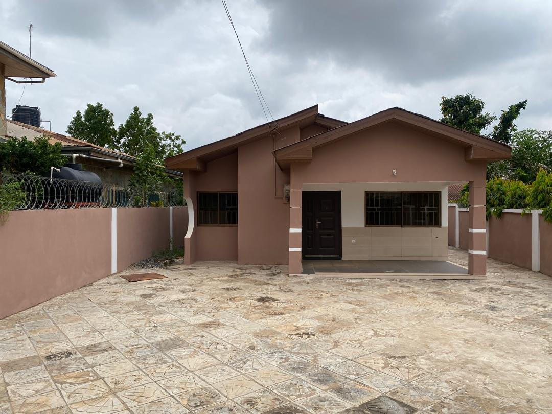 Three (3) Bedroom House For Rent at Spintex