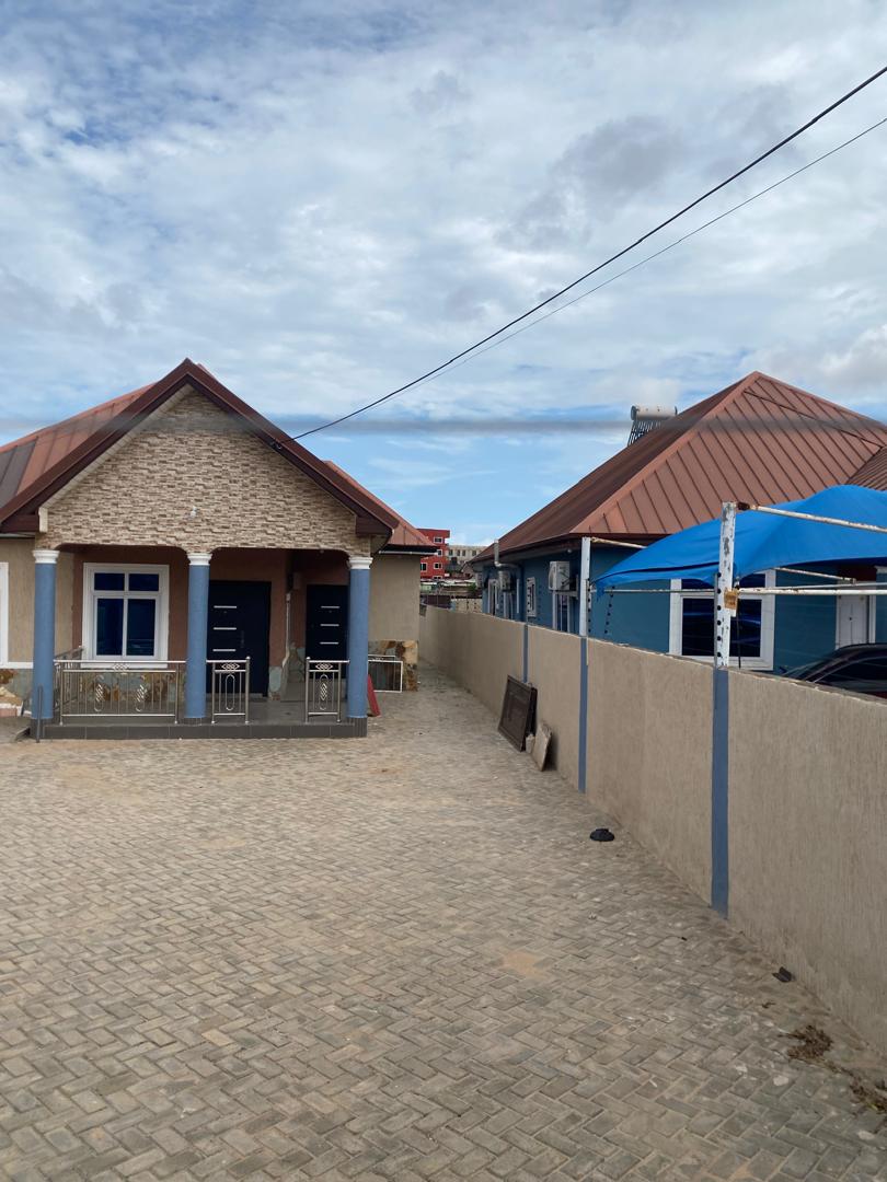 Three (3) Bedroom House For Rent at Spintex