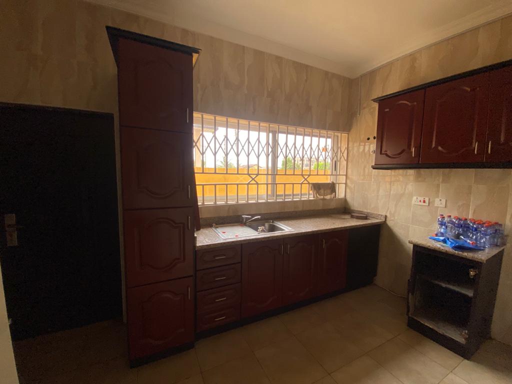 Three (3) Bedroom House For Rent at Tema Community 20