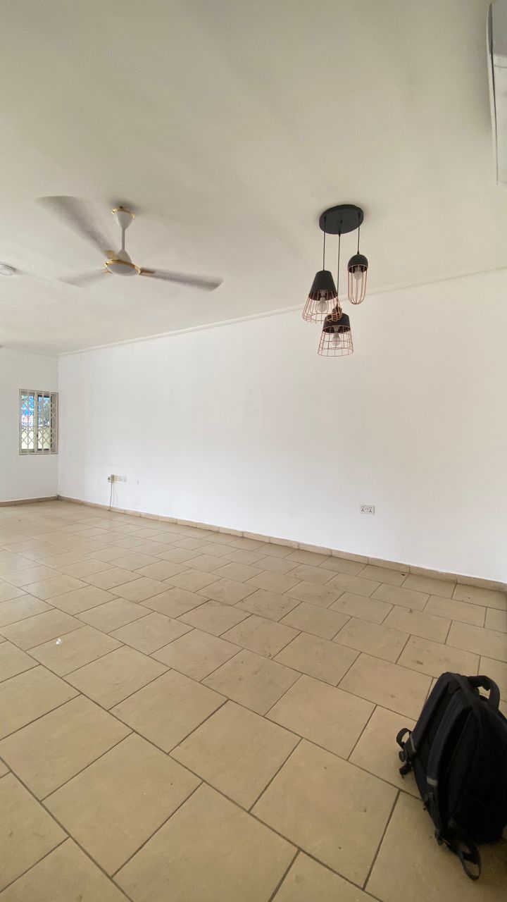 Three (3) Bedroom House For Rent at Tema Community 25