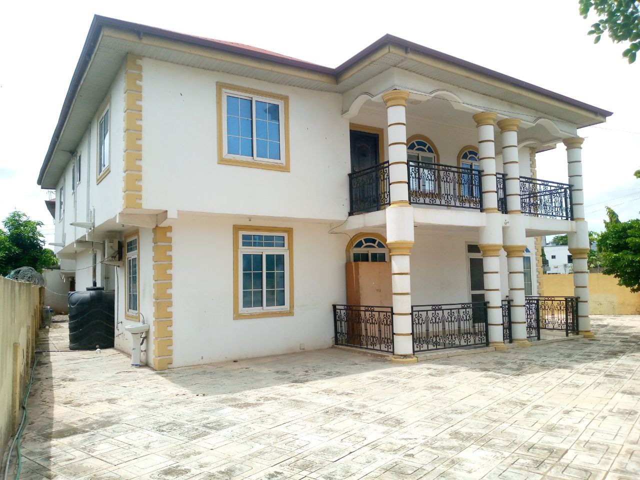 Three (3) Bedroom House for Rent at Tesano