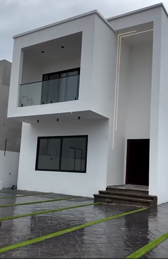 Three (3) Bedroom Town House For Sale at Ashaley Botwe