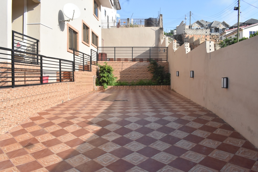 Three (3) Bedroom House For Sale at Ashongman 