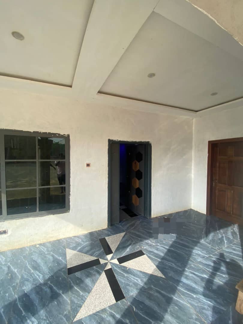 Five (5) Bedroom House For Sale at Asuofia