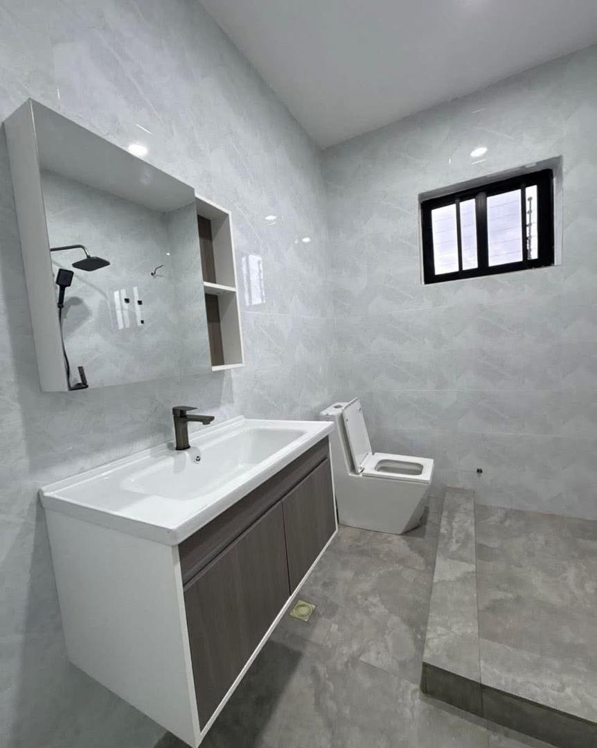 Three (3) Bedroom House For Sale at Lakeside