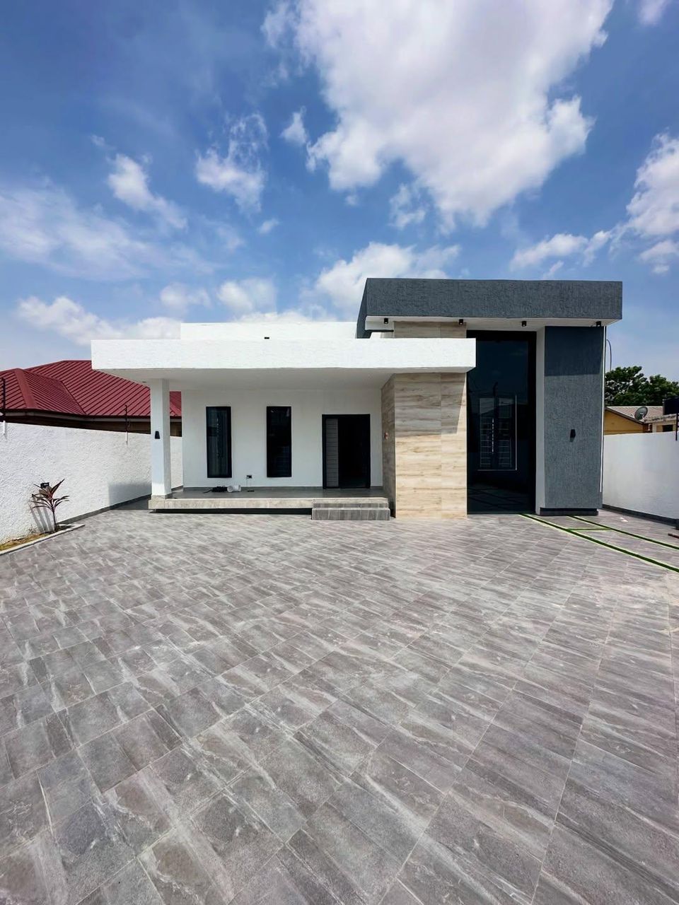 Three (3) Bedroom House For Sale at Lakeside Estate