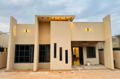 Three (3) Bedroom House For Sale at Lakeside Estate