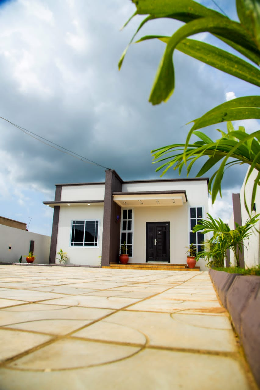 Three (3) Bedroom House For Sale at Ofankor