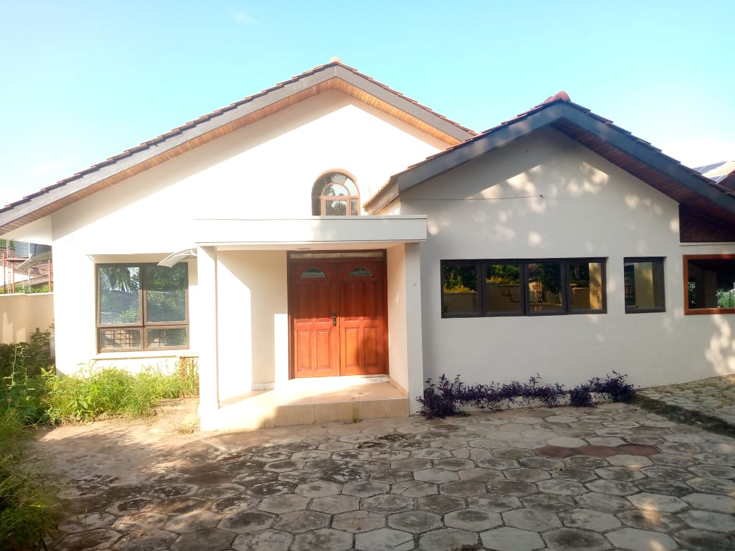 Three (3) Bedroom House For Rent at Pokuase ACP