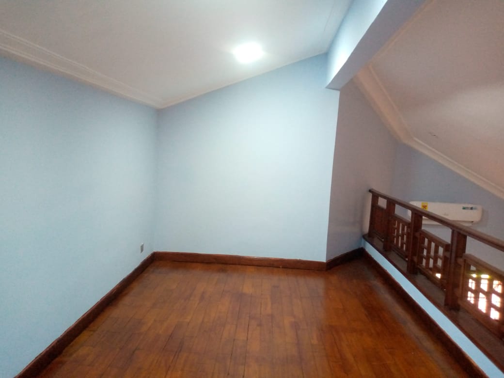 Three (3) Bedroom House For Rent at Pokuase ACP