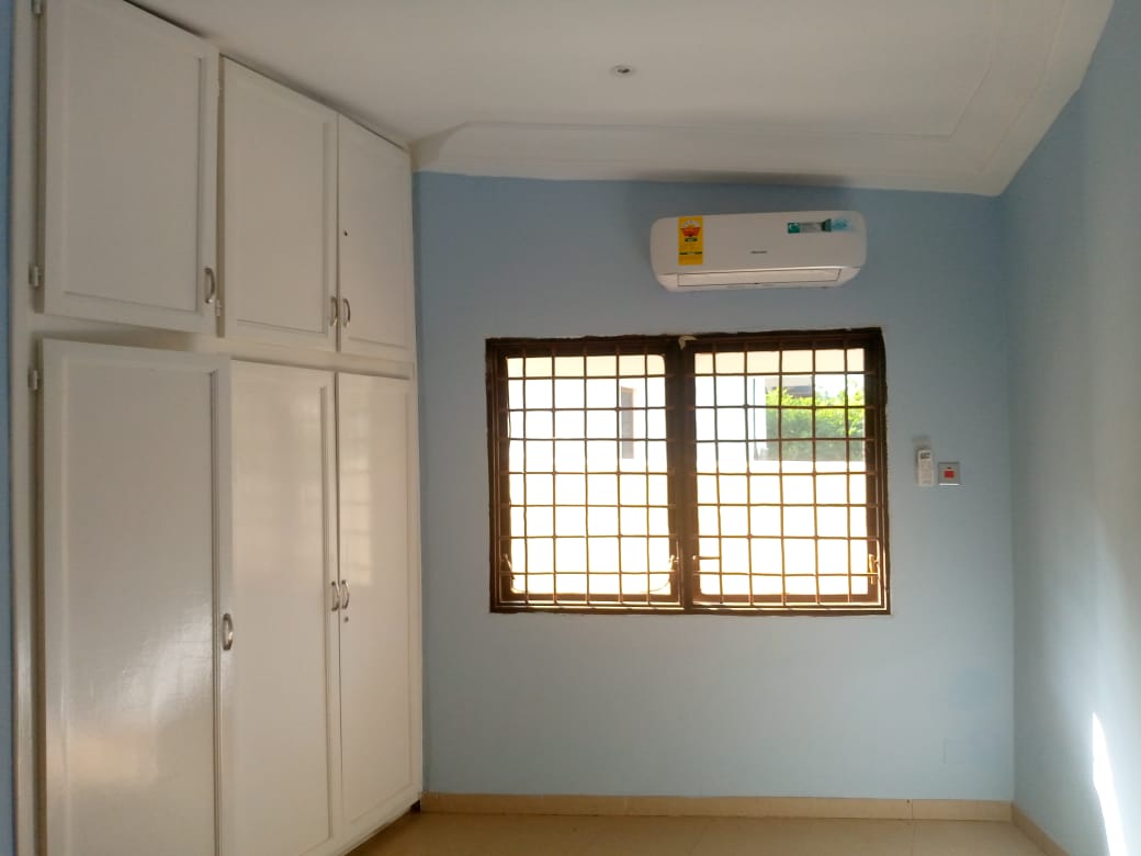 Three (3) Bedroom House For Rent at Pokuase ACP