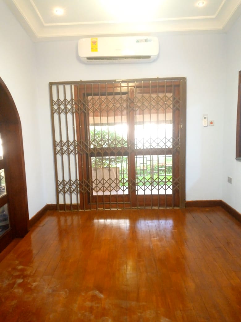 Three (3) Bedroom House For Rent at Pokuase ACP