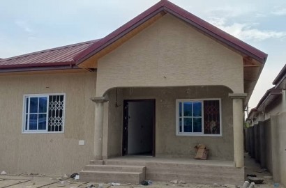 Three (3) Bedroom House For Sale at Sarpeiman