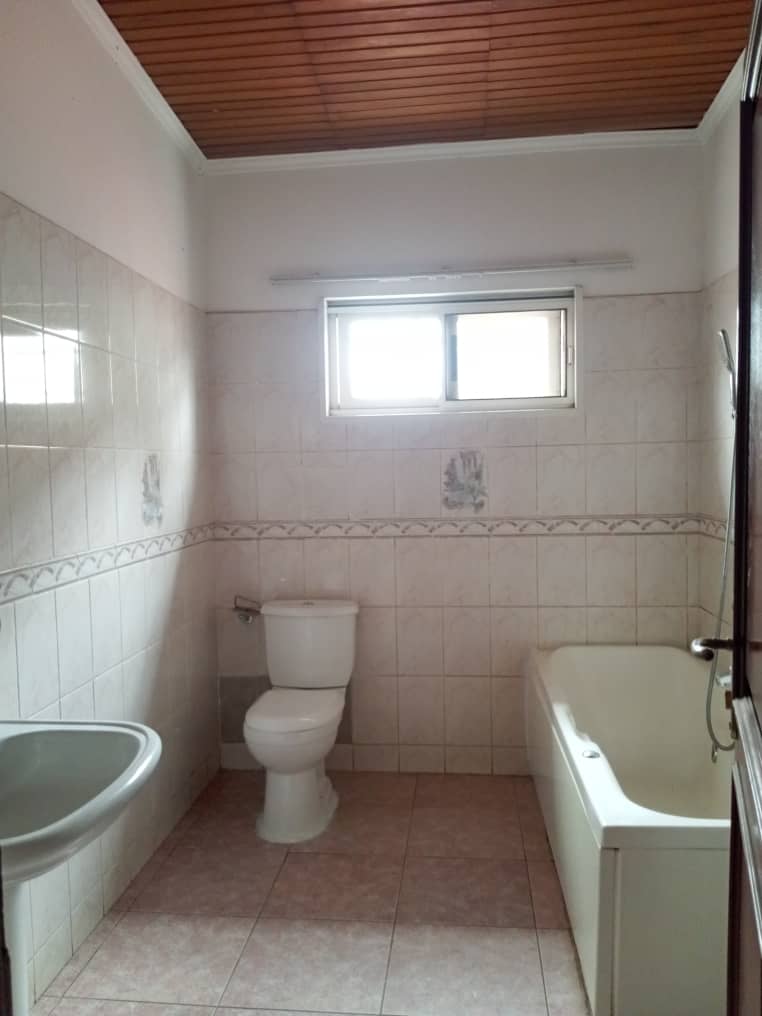 Three (3) Bedroom House with 2 Boys Quarters For Rent at Lakeside