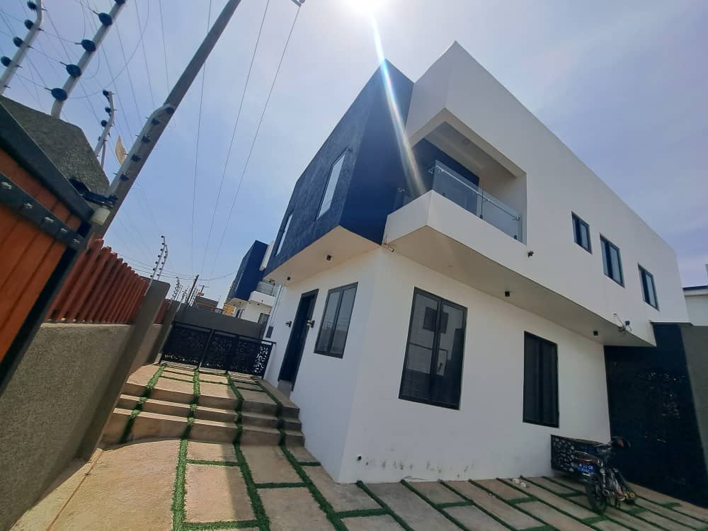 Three (3) Bedroom House with Boys Quarters For Rent at East Airport