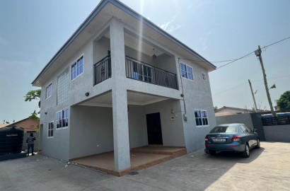 Three (3) Bedroom House with Boys Quarters For Rent at Mamprobi