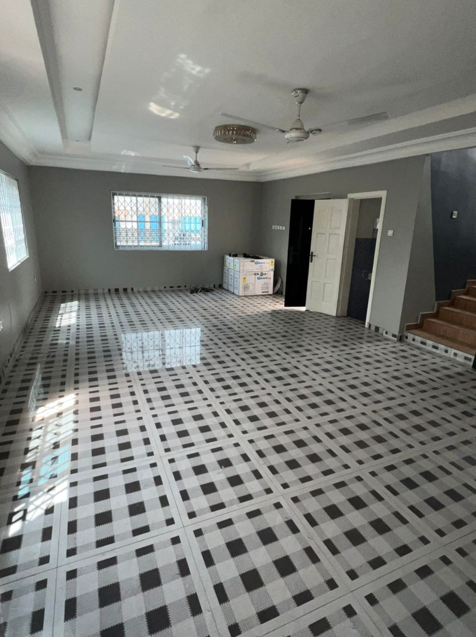 Three (3) Bedroom House with Boys Quarters For Rent at Mamprobi