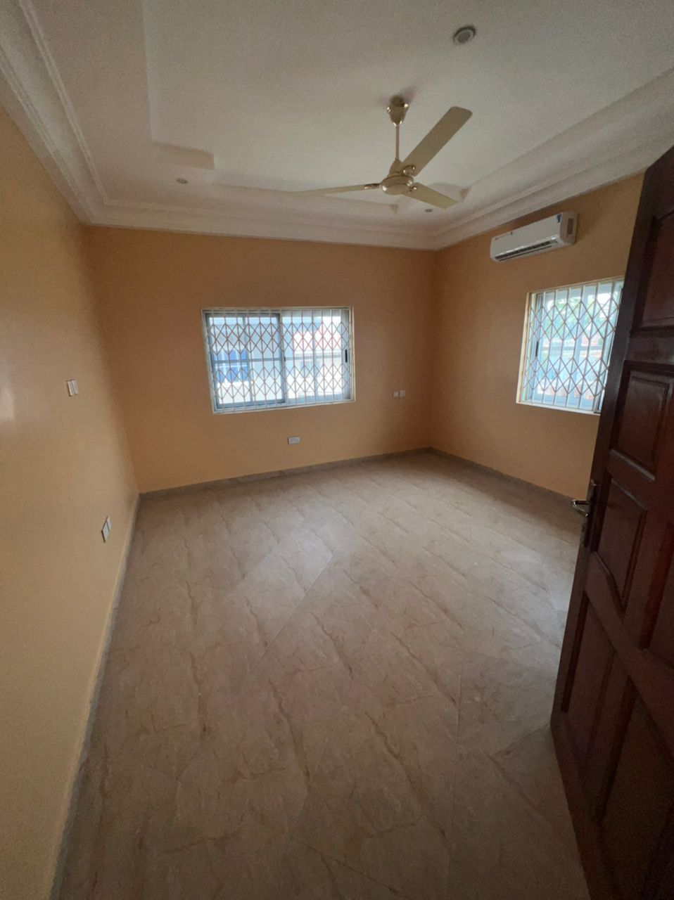 Three (3) Bedroom House with Boys Quarters For Rent at Mamprobi