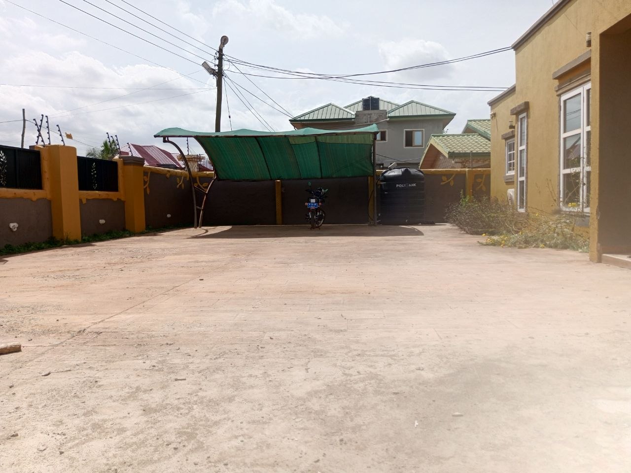 Three (3) Bedroom House with Swimming Pool For Sale at Lakeside