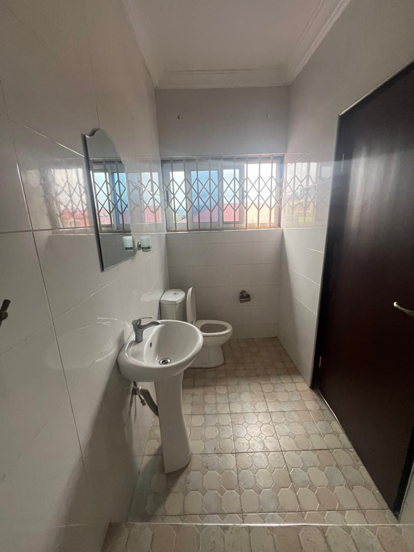 Three (3) Bedroom Semi-detached House For Rent at Abokobi