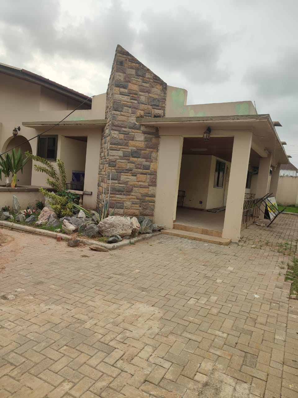 Three (3) Bedroom Semi-detached House for Rent at East Legon Adjiringanor