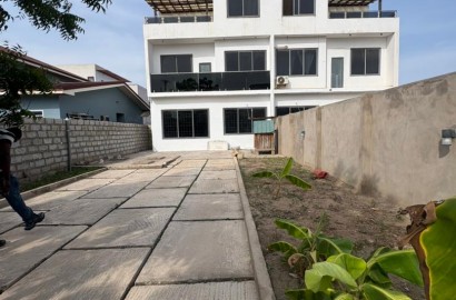 Three (3) Bedroom Semi-detached House For Rent at Tse Addo